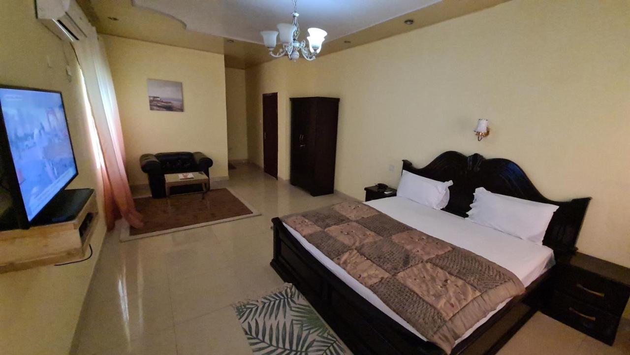 Kings Empire Hotel Freetown Esterno foto